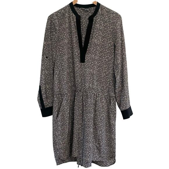 Vince 100% Silk V-Neck Dress Roll Tab Sleeves women’s Size Medium Career office - Picture 1 of 11